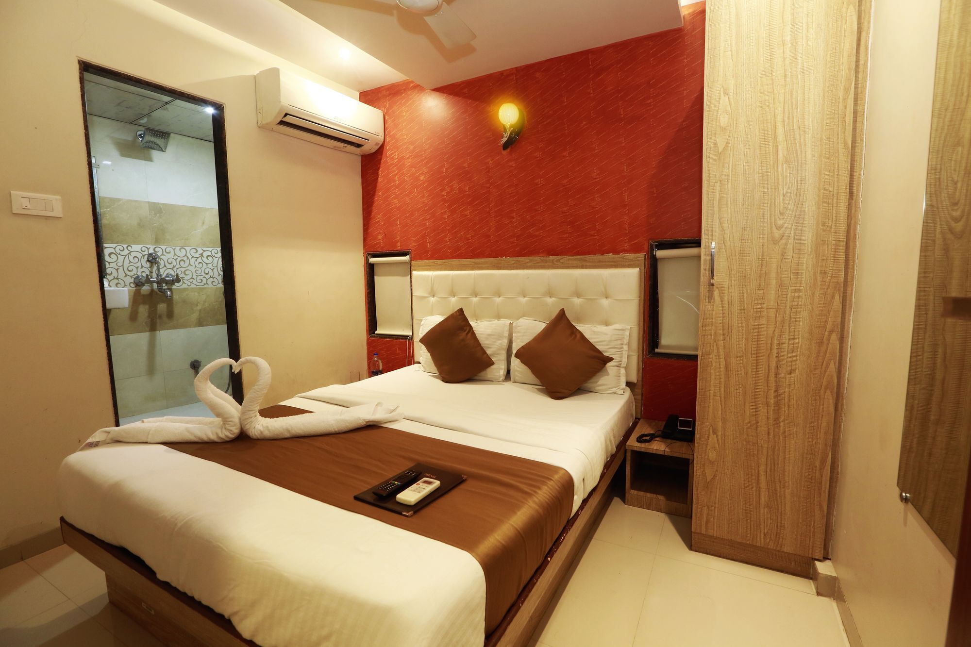 Hotel Grace Inn 孟买 外观 照片