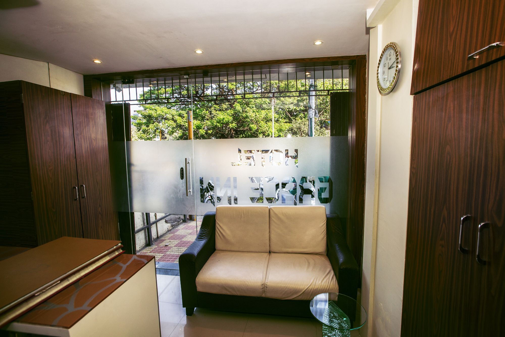 Hotel Grace Inn 孟买 外观 照片